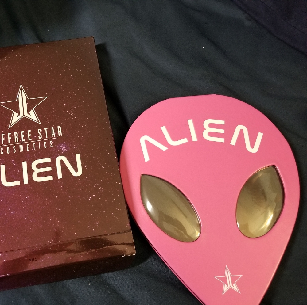 Alien Pallet J⭐
